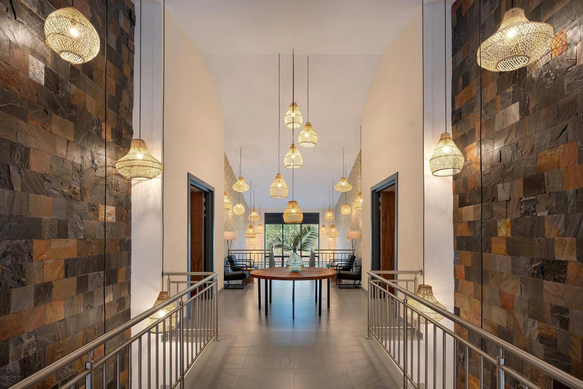 Protea Hotel By Marriott Ndola Esterno foto